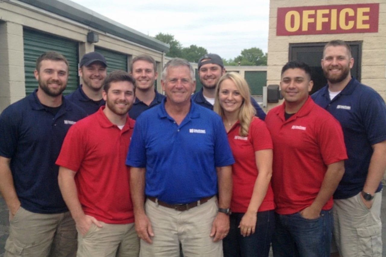 Water damage restoration professionals in Queens, NY